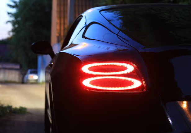 معرفی کامل انواع چراغ خودرو + کاربرد هر کدام